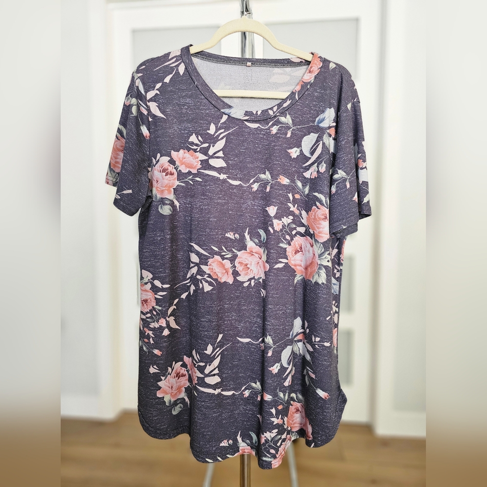 081. Floral Print Women's Top